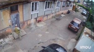 Хаха! А я в домике! где-то на окраине.mp4