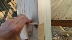 простая деревянная дверь своими руками