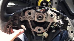 Снятие и разбор руля на KIA RIO и его неудачная покраска...