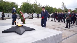 КРАСНОЯРЦЫ ПОЧТИЛИ ПАМЯТЬ ГЕРОЕВ ВТОРОЙ МИРОВОЙ ВОЙНЫ