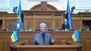Порошенко требует запретить на Украине Telegram