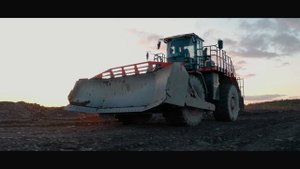 Работа колесного бульдозера ESTAR EWDL560