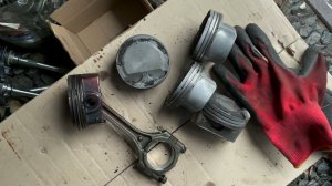 Поршни Kia Rio с пробегом 600.000км