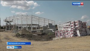 В Тахтамукайском районе идет строительство двух спортивных комплексов