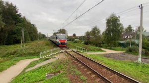 Электропоезд ЭП2Д-0050 пл.Хлюпино до ст.Лобня. 04.09.2025.