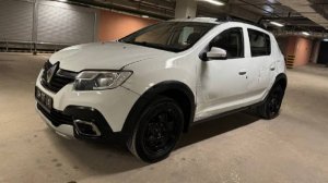 Renault Sandero; 1,6 MT; 2021; Белый