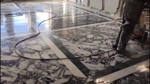 Мраморный пол