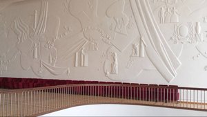 Близится к завершению ремонт двусветного фойе в «ТКЦ «Братск-АРТ»