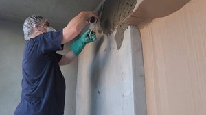 Балкон в стиле лофт: Церезит штукатурка с сеткой 🔪 вверху 🌚