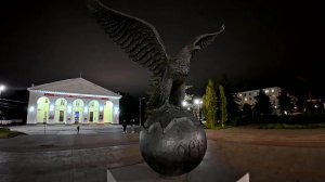 Добро пожаловать в город воинской славы, город первого салюта Орёл. Любимый сыночек встретил.