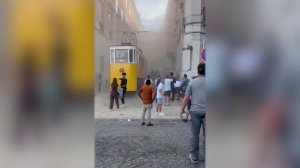 Трагедия в Лиссабоне: с рельсов сошел фуникулер