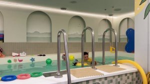 Подводная видеосъемка в детской бассейне BloomKids (Москва)