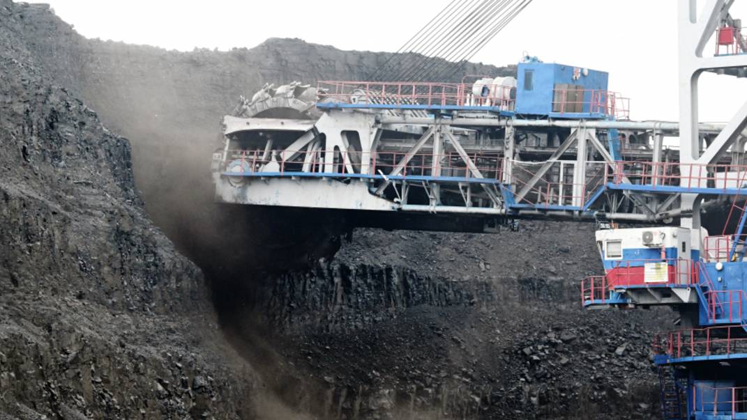 Путин: запаса угля России хватит на тысячу лет