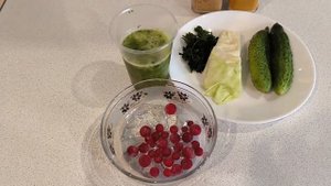 Кулинарный ролик для вегетарианцев - зелёный коктейль или суп. Марина Зиничева. Саранск МаЭД. МНШУ