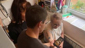 Фантомная сделка: женщина из Челябинска оставила инвалида без денег и квартиры