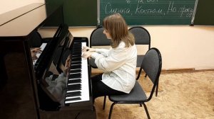 Русская народная песня. "Вспомни, моя хорошая..."