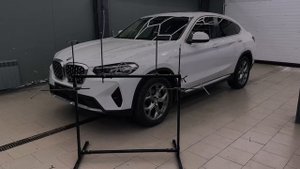 Новое оборудование: стойка для оклейки бамперов