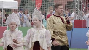 "Попурри" - ансамбль русской песни "Услада" на FIFA, Красная площадь.