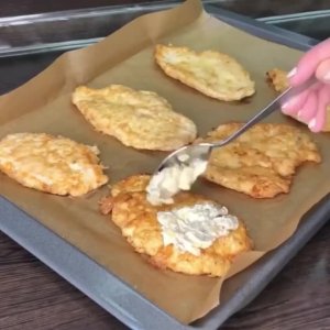🍗 Куриные отбивные «под грибной шубкой»