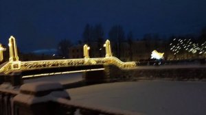 Ангел возле Семимостья в Санкт-Петербурге