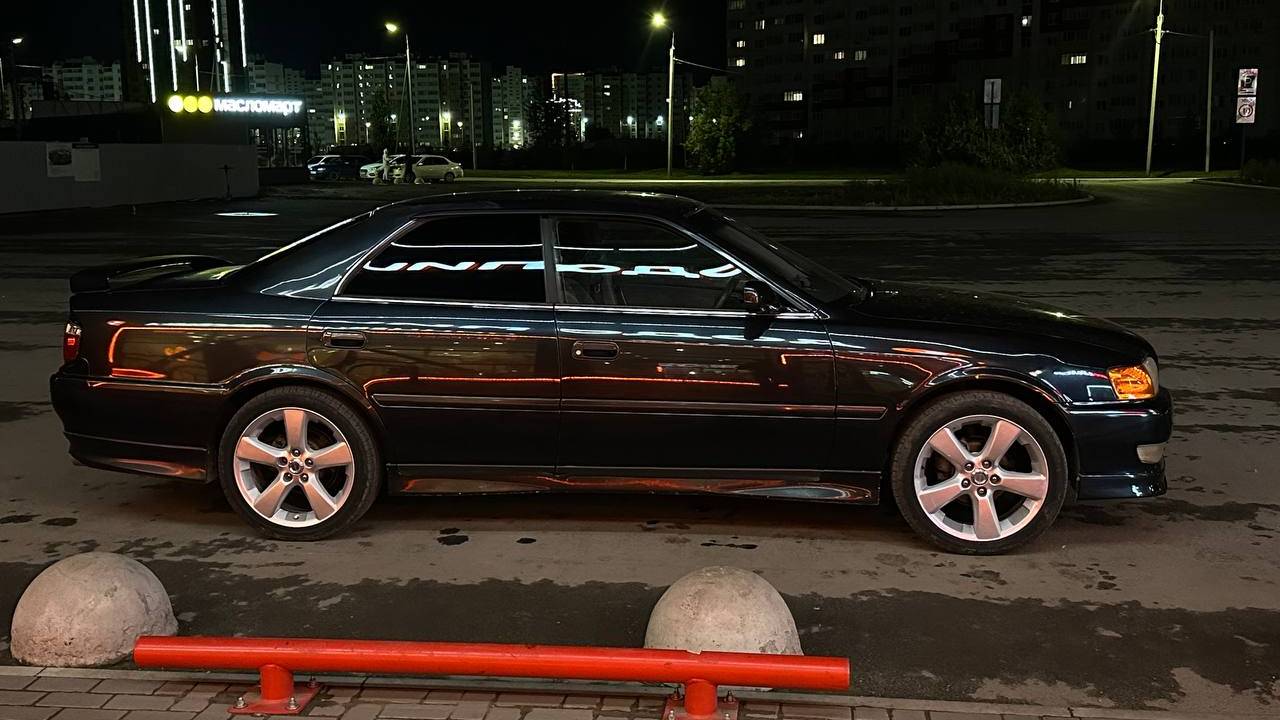 Driving around the city. Toyota Chaser X100. 2025