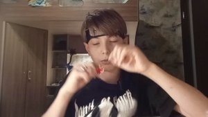 Распаковываю вещи итачи