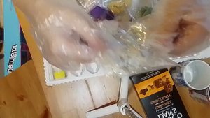 распаковки с двумя частями или даже с тремя номер ...