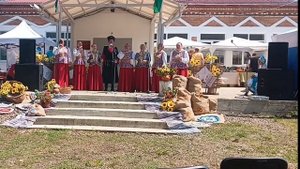 Ансамбль казачьей песни «ОБРАДА» — «Православный крест». ЦДК с. Шаумян