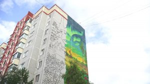 В Лангепасе создают ещё один мурал на многоэтажке
