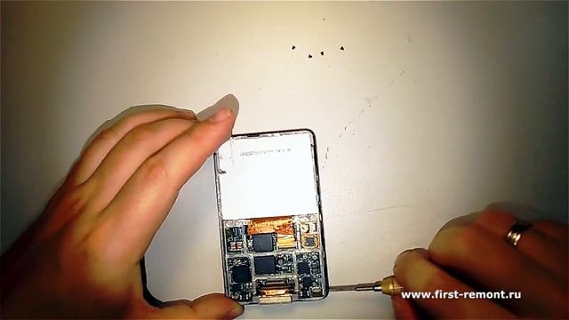 Вскрытие iPod Video  Classic - www.first-remont.ru