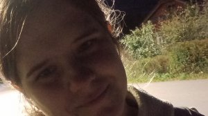 Всем доброго вечера , я гуляю с любимым питомцем