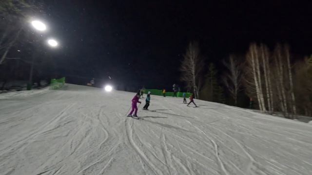 Манжерок 3 марта.  Фрагменты вечернего катания