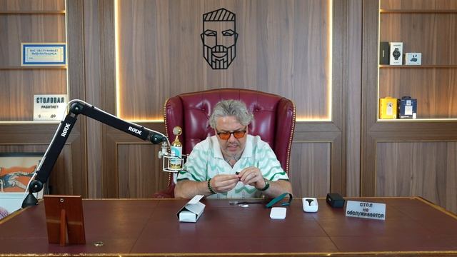 Фитнес браслет Whoop Life смотреть онлайн