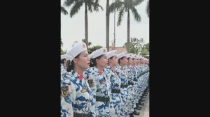 2025 Китайские женщины- военнослужащие предпочитают военную форму красным платьям #ВоенныйПарад