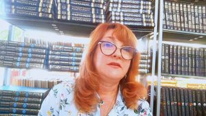 «Далёкий мотив» – Неля Помакова