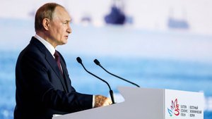 Владимир Путин о ключевой ставке, инфляции и развитии Дальнего Востока рассказал на ВЭФ