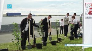 05.09.2025 ЕЛЦ приняли участие в высадке зелёной аллеи