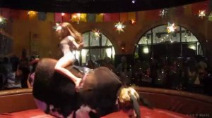 Девочки-танцульки / Девочка на быке