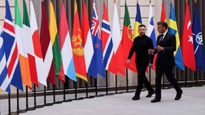 Kurier: саммит "коалиции желающих" в Париже подтвердил раскол в Евросоюзе