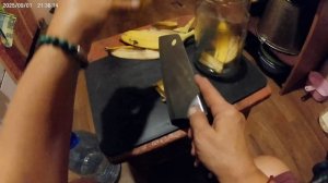 Банановая подкормка  для цветов.