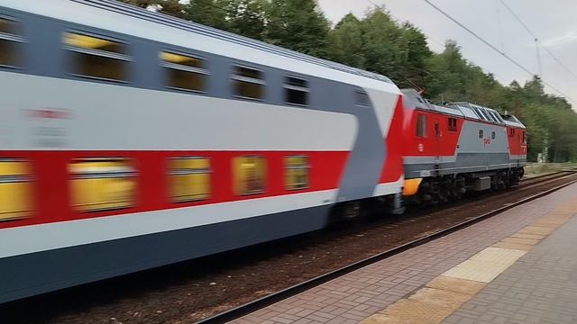 ЭП2К-401 с поездом № 022Й Ульяновск смотреть онлайн