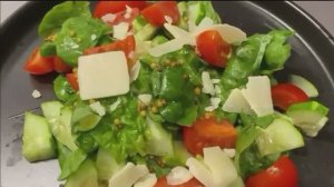 Быстренький салат к Новогоднему столу чтобы не потолстеть!