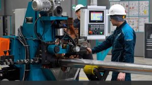 Путин назвал позитивными высокие зарплаты у представителей рабочих профессий