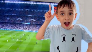 Эмир выбирает хобби: футбол или рисование? 🎨⚽