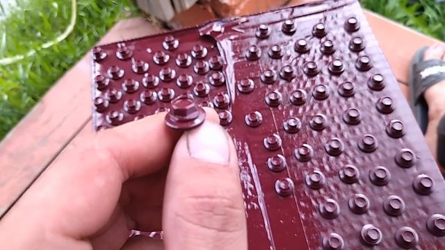 Что делать если нет кровельных гвоздей саморезов под цвет крыши смотреть онлайн