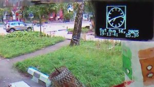 Под окном 2025 авг 03 - сент 01 посадка и высадка пассажиров на перекрёстке