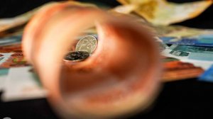 Путин рекомендовал слушать специалистов при анализе экономической ситуации