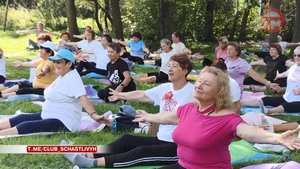 🧘♀️ В Уссурийске открылся сезон бесплатных занятий йогой на свежем воздухе