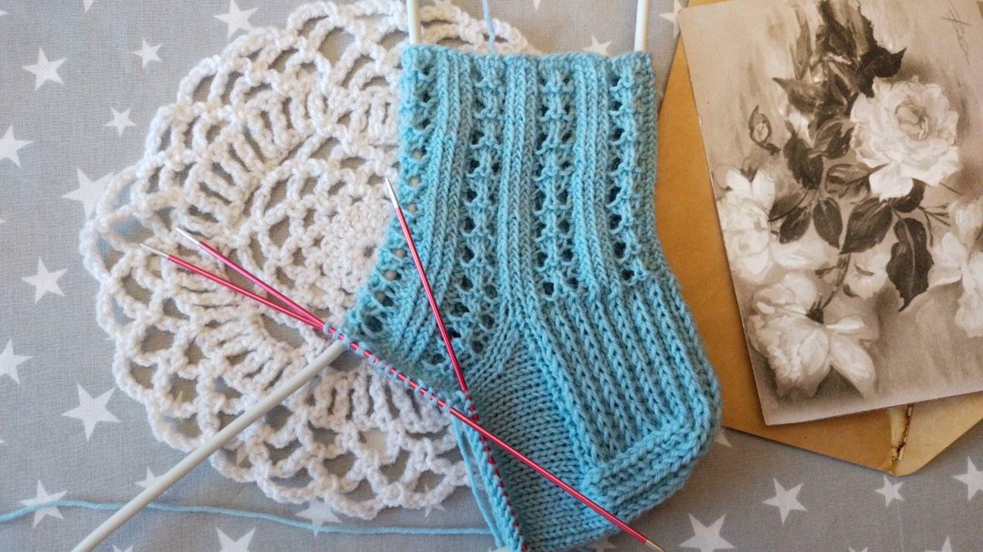 Узор для носков на основе резинки / носочки держат форму, не сползают / схема узора / подробный мк. смотреть онлайн