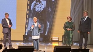 Гостей кинофорума приветствовали официальные лица